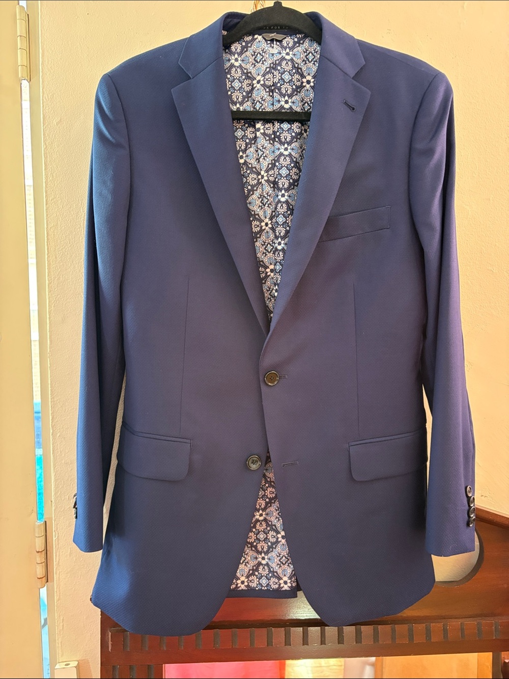 Men's Classic Navy Two-Button Sport Coat with Patterned Lining100.  WOOL